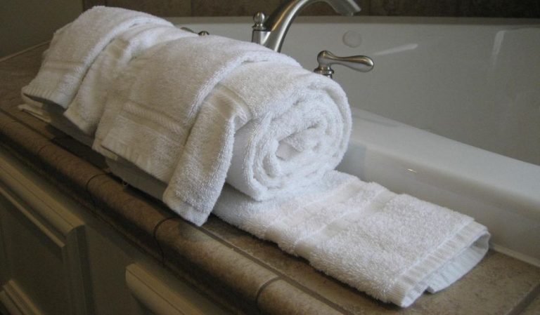 Riverwalk Place Resort & Spa