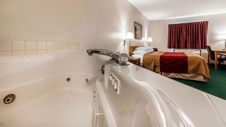 Rodeway Inn