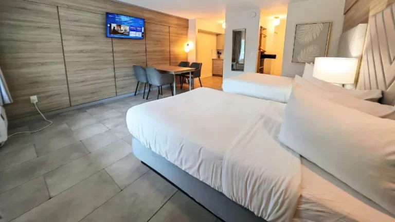 The Garden Hotel & Resort