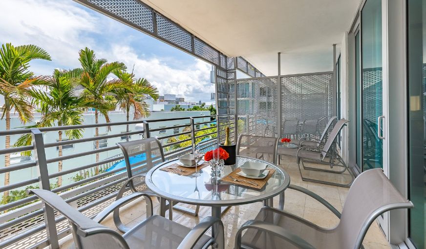 SBV Luxury Ocean Hotel Suites, room with private jacuzzi, photo 7