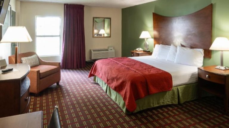 Select Inn Murfreesboro