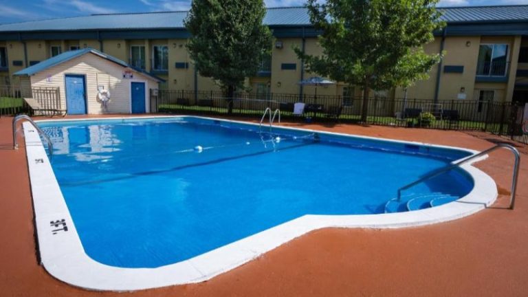 Select Inn Murfreesboro
