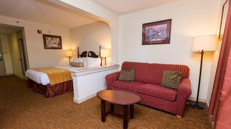 Spark by Hilton Biloxi Ocean Springs