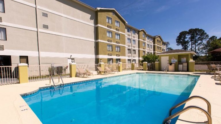 Spark by Hilton Biloxi Ocean Springs