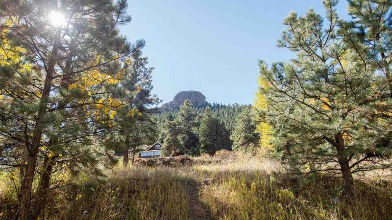 Streamside on Fall River, cabin with a private hot tub, photo 3
