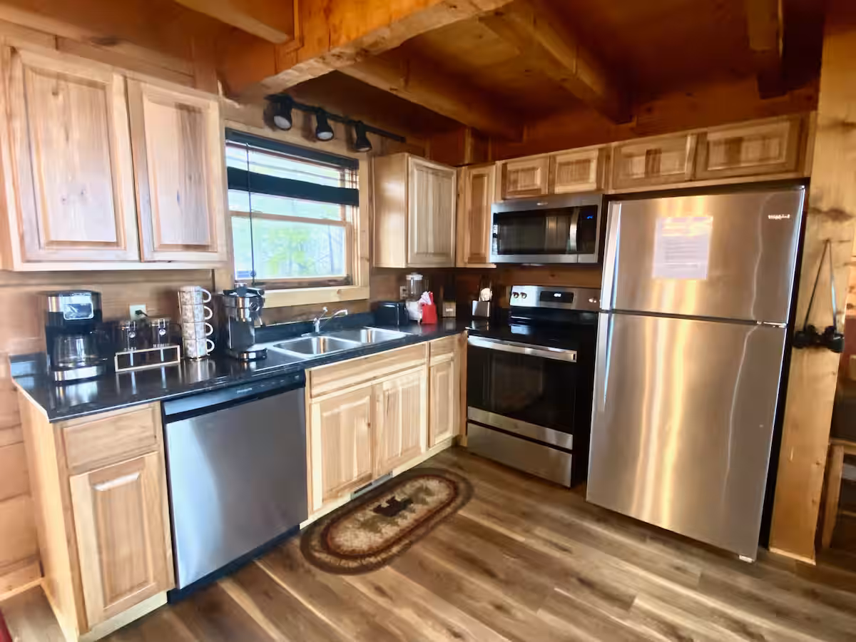Stunning Mountain Top View – Sevierville, cabin with a private hot tub, photo 3