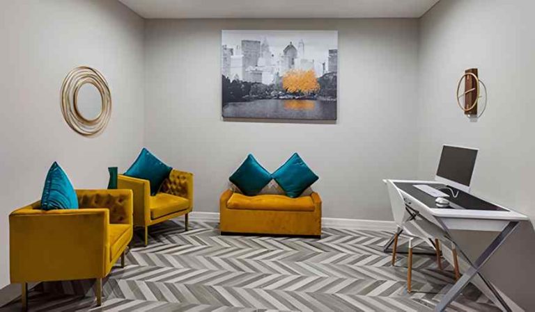 Super 8 by Wyndham Kingwood Houston North