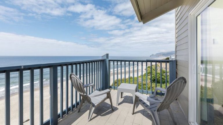 Surfland Hotel