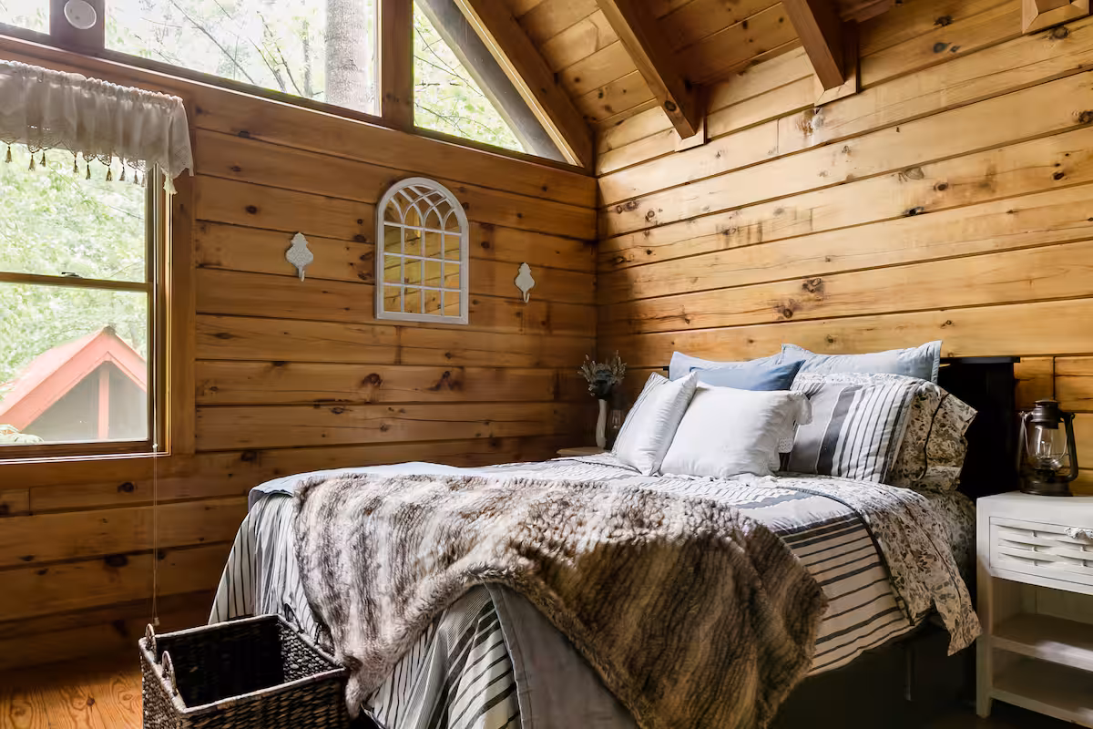 Sweet Retreat Luxury Cabin in Mountain Shadows Resort – Gatlinburg, cabin with a private hot tub, photo 5