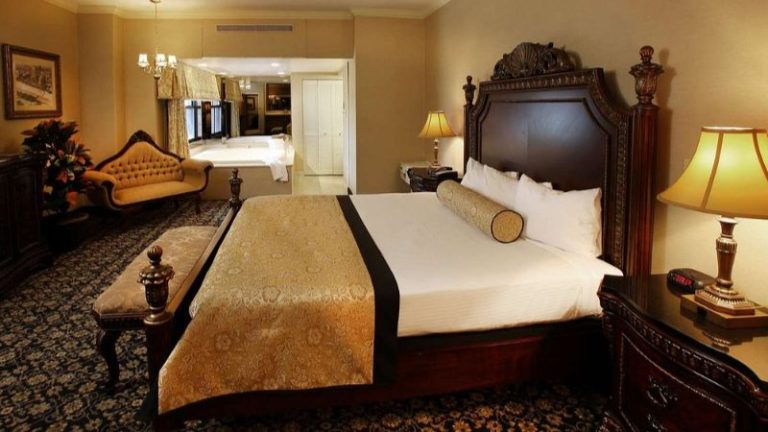The Claridge Hotel