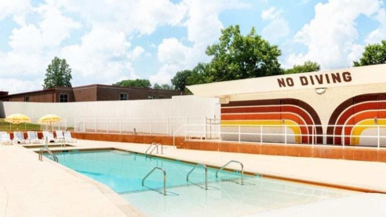 The Dive Motel & Swim Club