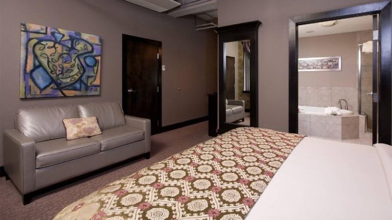 The Giacomo Hotel