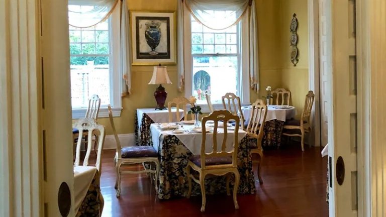 Historic Michabelle Inn