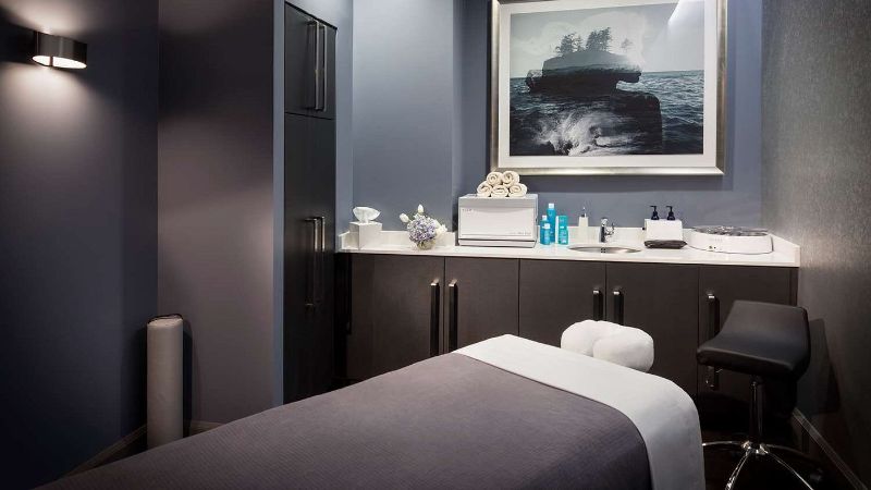 The Logan Philadelphia, Curio Collection by Hilton, room with private jacuzzi, photo 7