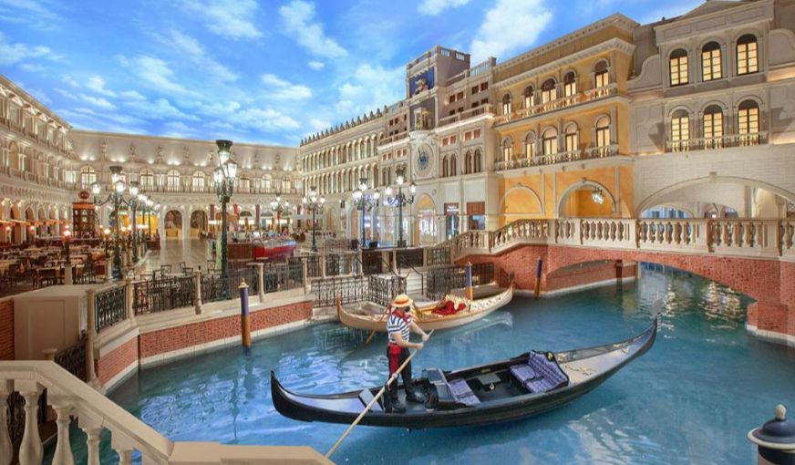 The Venetian Resort, room with private jacuzzi, photo 6