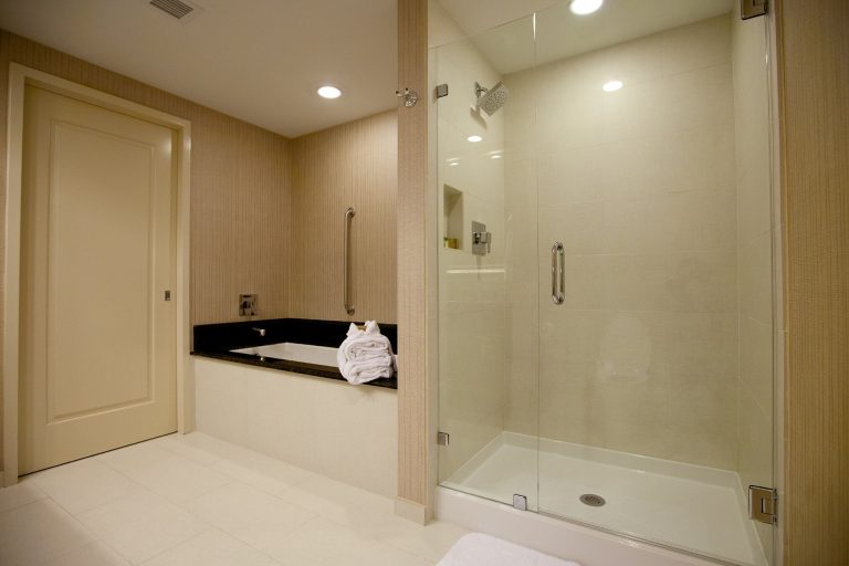 The Town & Country Inn and Suites