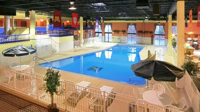 University Quality Inn