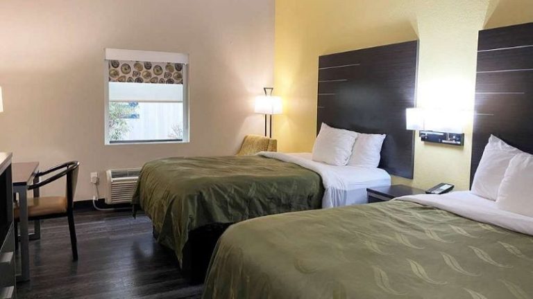 Wingate by Wyndham Biloxi / Ocean Springs