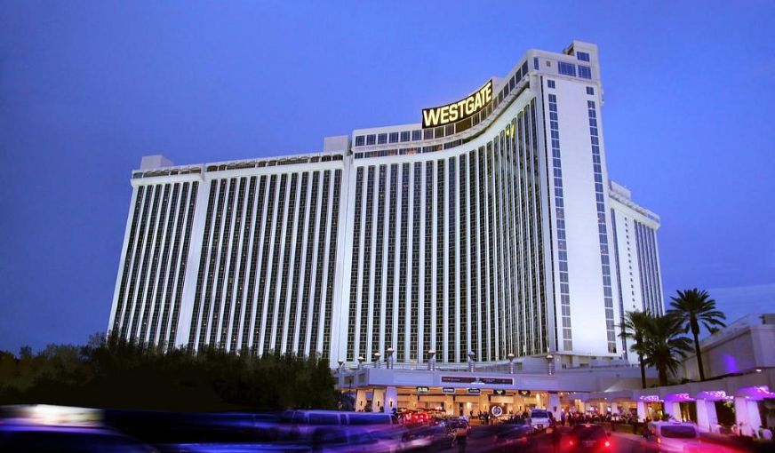 Westgate Las Vegas Resort & Casino, room with private jacuzzi, photo 5