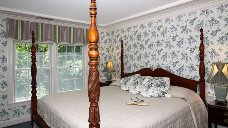 Whalewalk Inn & Spa