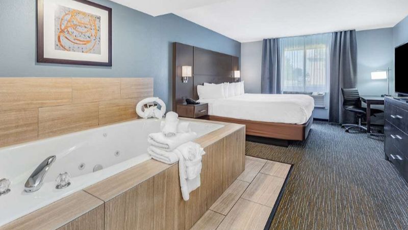 Wingate by Wyndham Wisconsin Dells Waterpark