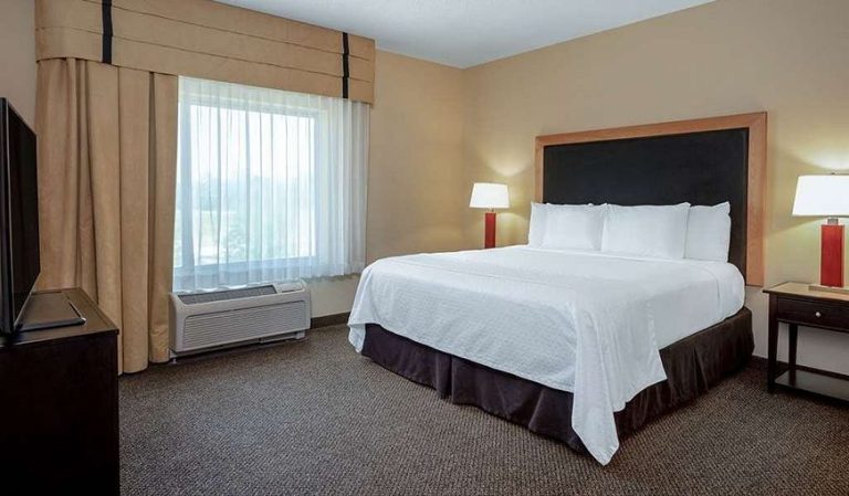 Wyndham Noblesville