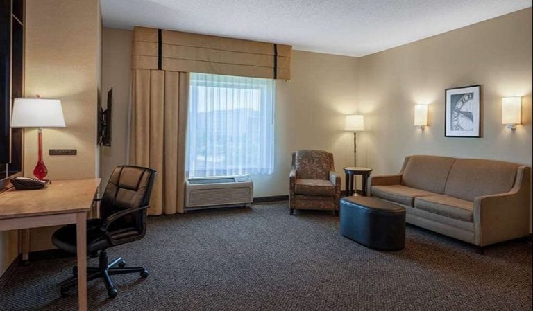 Wyndham Noblesville
