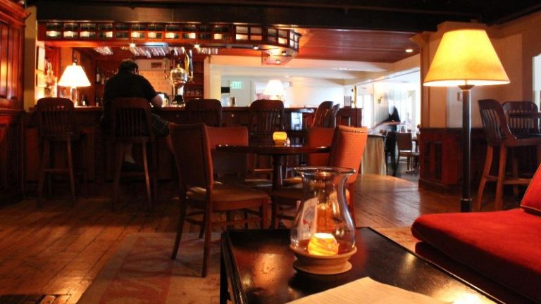 York Harbor Inn