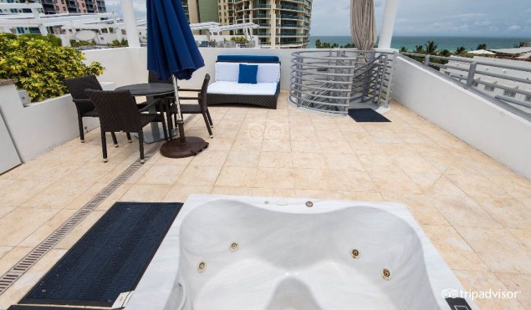 Z Ocean Hotel
