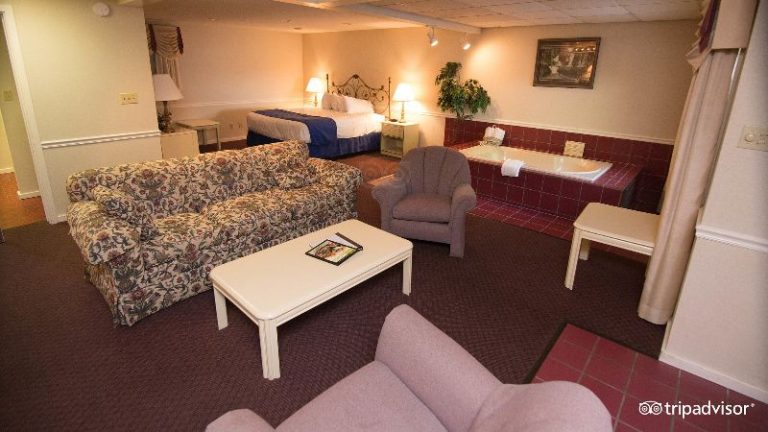 Zoder’s Inn & Suites