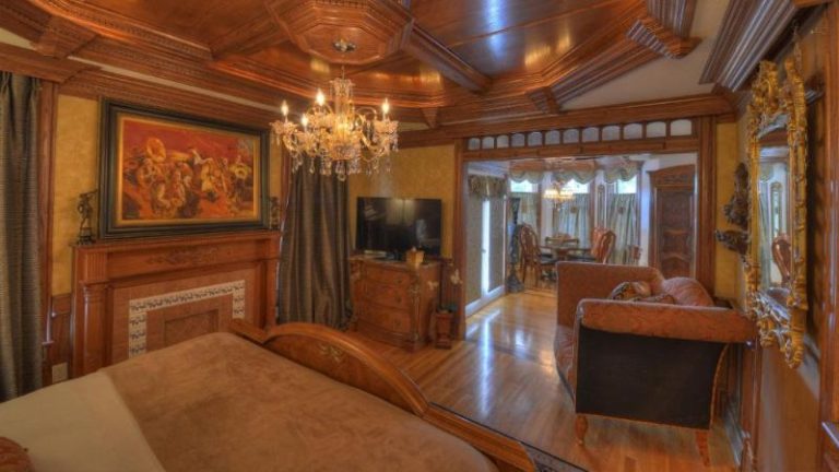 The Victoria Bed and Breakfast