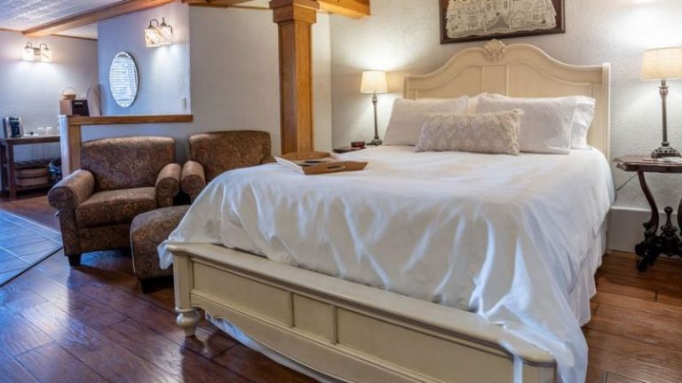 5 Ojo Inn Bed and Breakfast