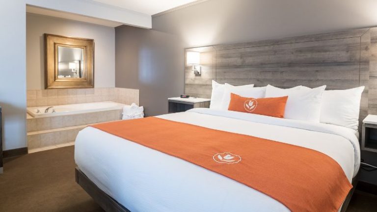 Amsterdam Inn & Suites Moncton