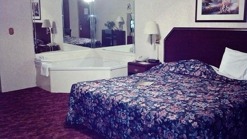 Apple Blossom Inn
