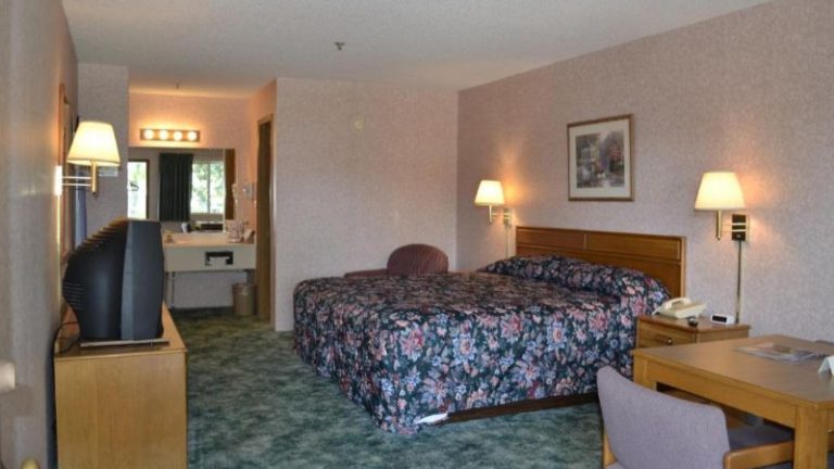 Apple Blossom Inn