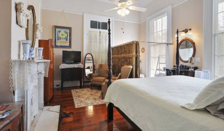 Ashton’s Bed and Breakfast