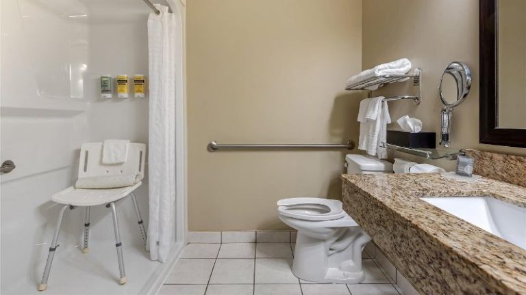 Best Western Plus Red Deer Inn & Suites