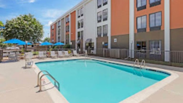 Spark By Hilton Wilmington Carolina Beach Rd