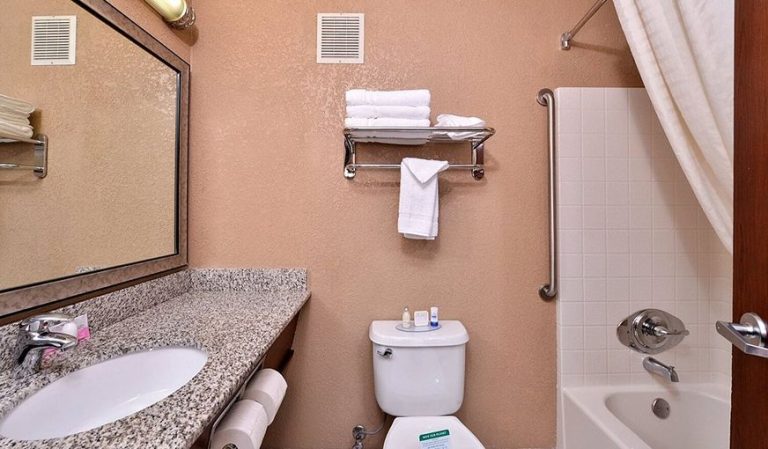 Best Western Wilsonville Inn & Suite