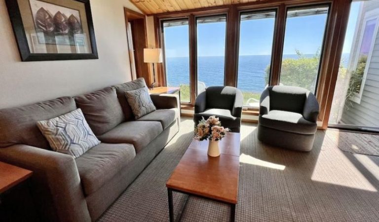 Bluefin Bay on Lake Superior