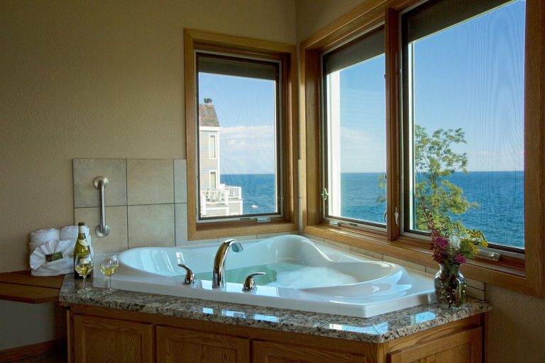 Bluefin Bay on Lake Superior
