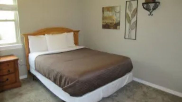 Candlewyck Cove Resort
