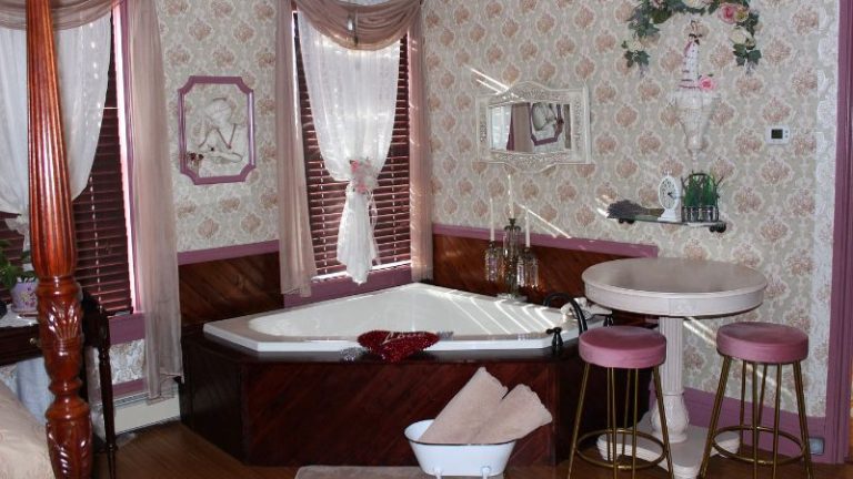 Carriage Stop Bed & Breakfast