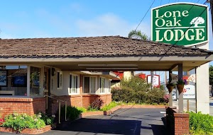 Lone Oak Lodge