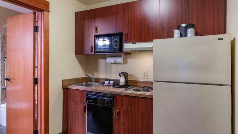 Comfort Inn and Suites Lincoln City