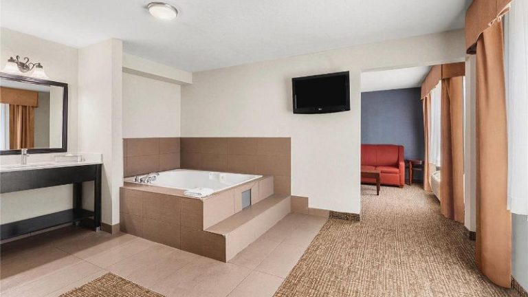 Comfort Inn & Suites Vancouver