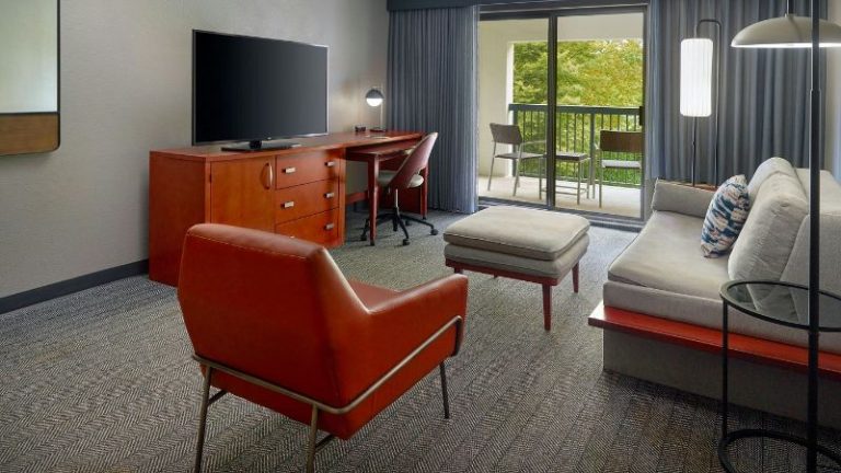 Courtyard by Marriott Frederick