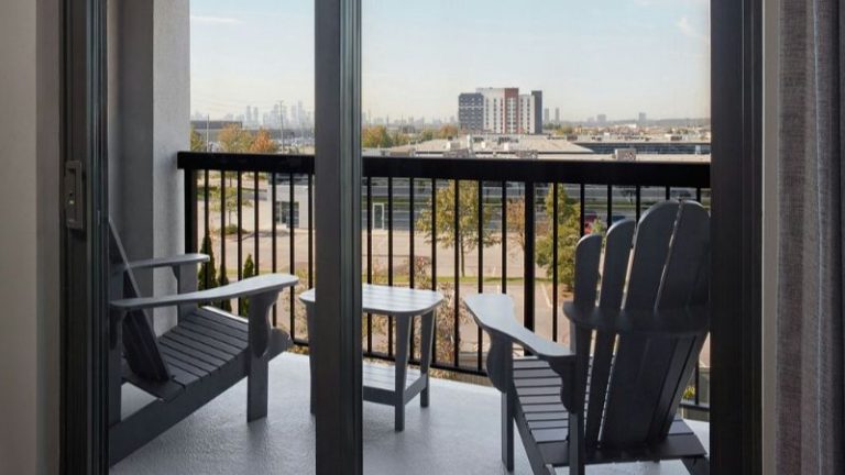 Courtyard by Marriott Mississauga-Airport Corporate Centre West