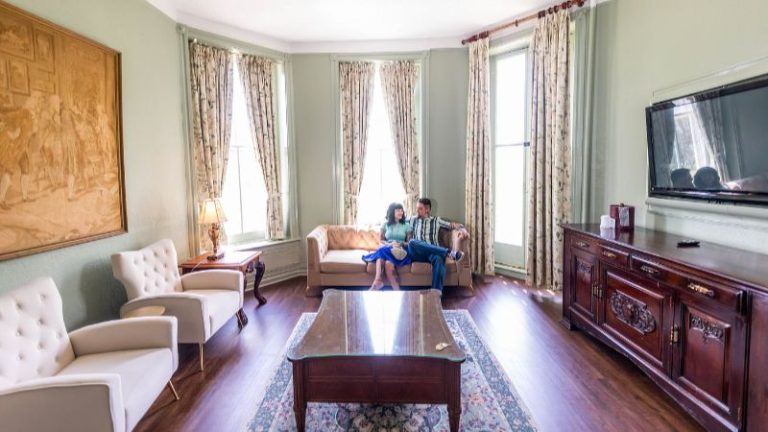 1886 Crescent Hotel and Spa