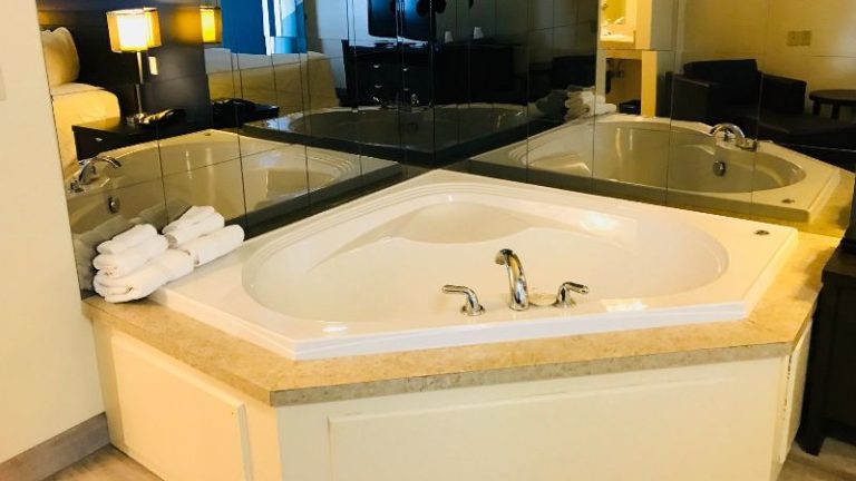 Empire Inn & Suites